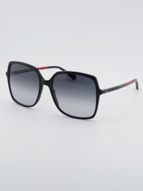 Gucci GG0544S 007 Sunglasses Shiny Black Square Frame, Grey Gradient Lenses main image 5